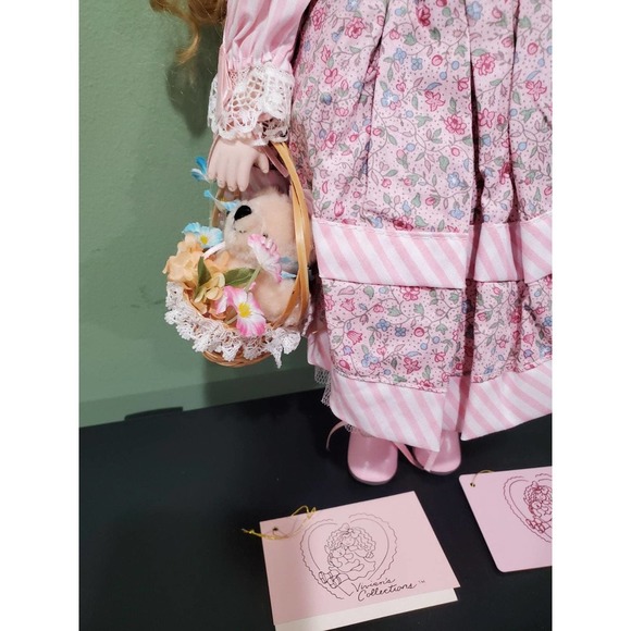 Vivian's collection porcelain Doll - Picture 2 of 4